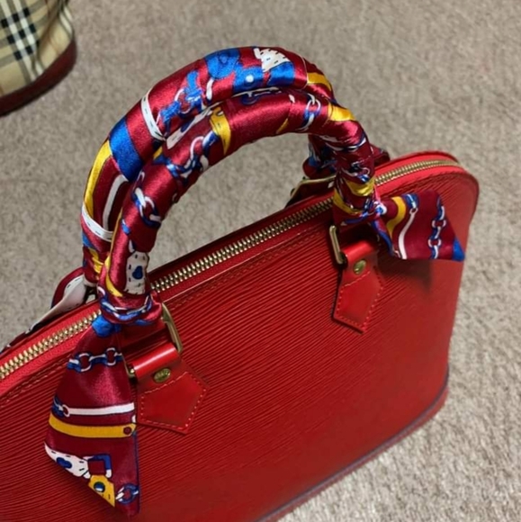 💟💟💟SOLD 💟💟💟LV Epi Alma - Picture 2 of 10